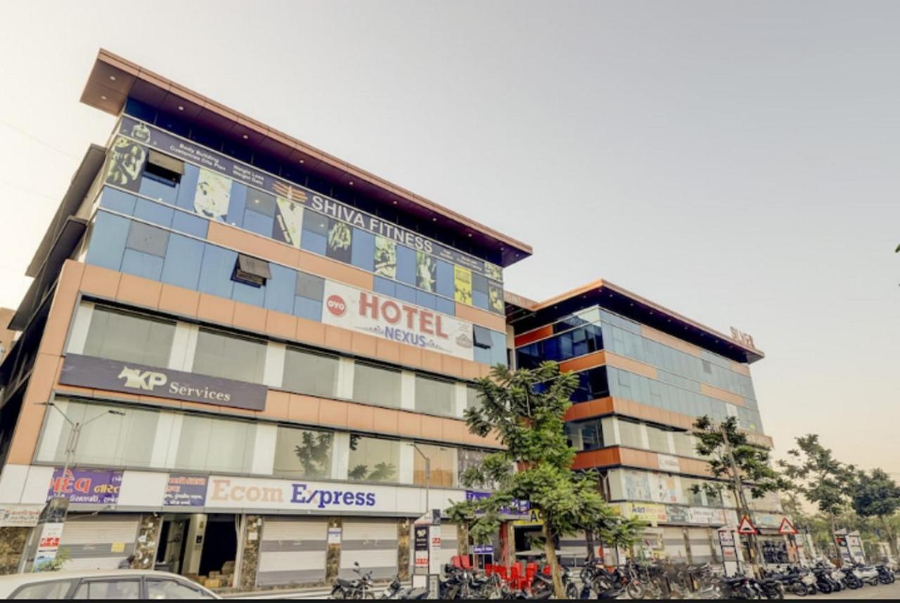 Hotel Nexus Surate Exterior foto